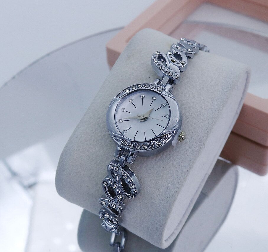 Luxury LOVE Rhinestone Bracelet Watch for Women Elegant Quartz Wrist Watch